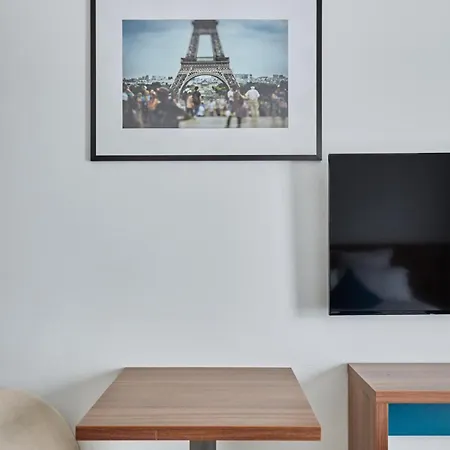 Odalys Campus - Paris Malmaison 3*