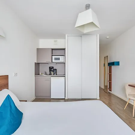 Odalys Campus - Paris Malmaison Lägenhetshotell Rueil-Malmaison