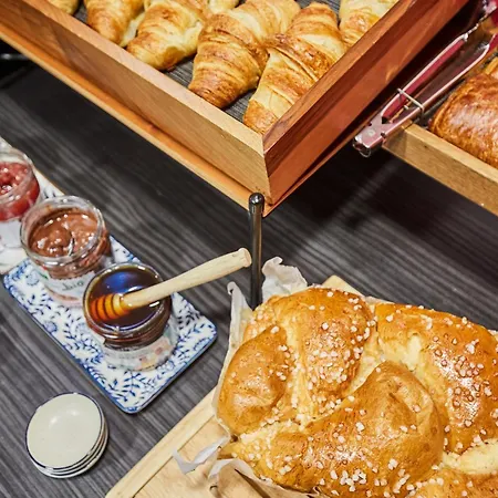 Odalys Campus - Paris Malmaison Lägenhetshotell Rueil-Malmaison