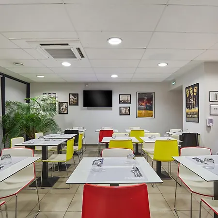 Odalys Campus - Paris Malmaison 3* Rueil-Malmaison