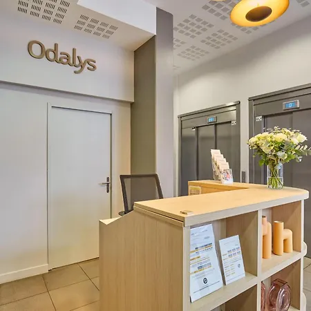 Odalys Campus - Paris Malmaison Lägenhetshotell Rueil-Malmaison