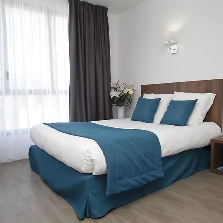 Odalys Campus - Paris Malmaison Lägenhetshotell 3*