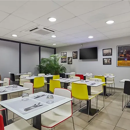 Odalys Campus - Paris Malmaison Lägenhetshotell 3*