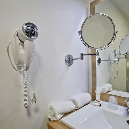 Odalys Campus - Paris Malmaison Lägenhetshotell 3*