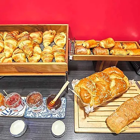 Odalys Campus - Paris Malmaison شقة فندقية رويل-مالميزون