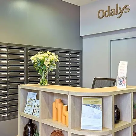 Odalys Campus - Paris Malmaison 3*